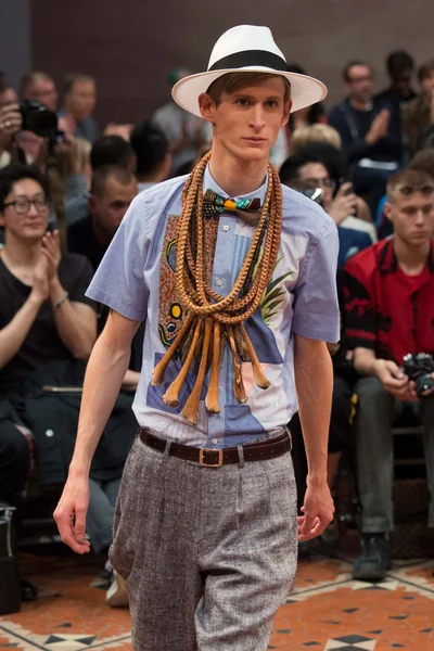 Look 56